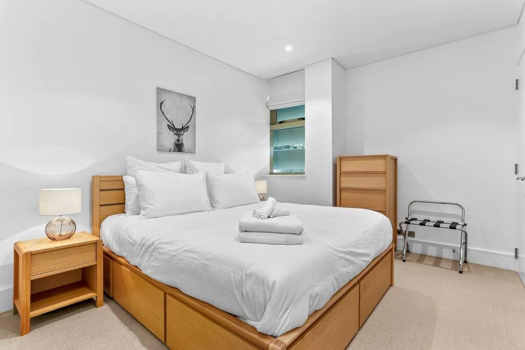Ferienwohnung Elegant & Sunny Living With Stunning Marina Views Auckland Exterior foto